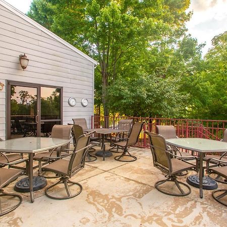 Motel Ramada By Wyndham Branson Exterior foto